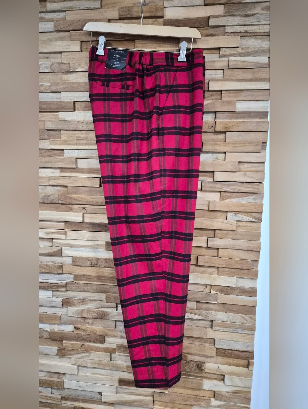 Banana Republic Red and Black Plaid Hayden Pants - Size 16 - New With Tags